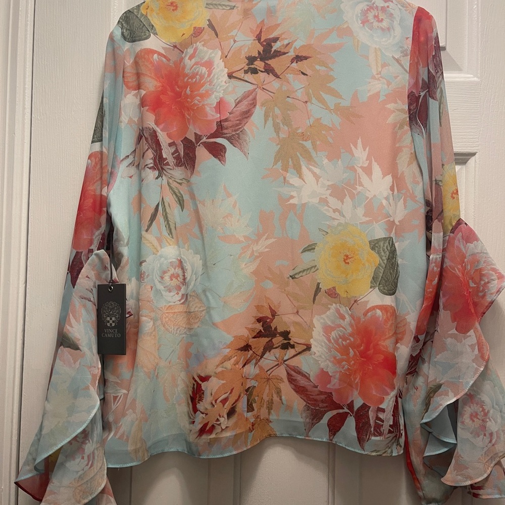 Vince Camuto blouse, size medium - Picture 2 of 2